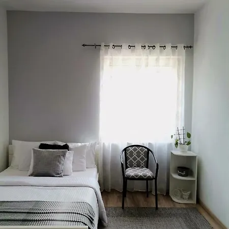 Ella, Cozy One-bedroom Close To Old Bridge In Mostar